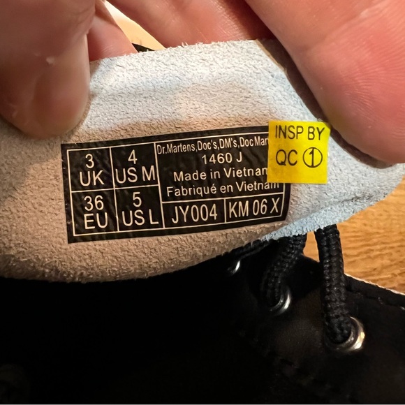 Dr Martins Junior Size 5 Zip Up Boots - Picture 7 of 7